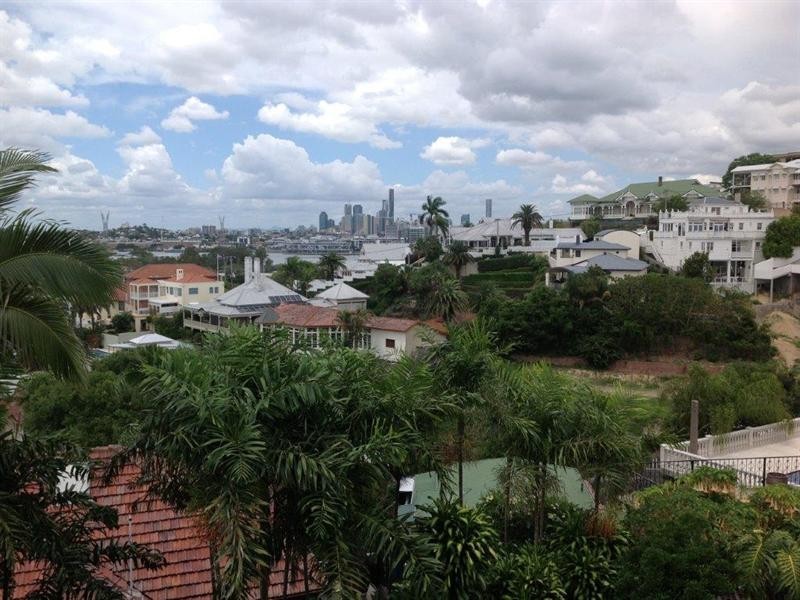 5/35 Langside Road, Hamilton QLD 4007