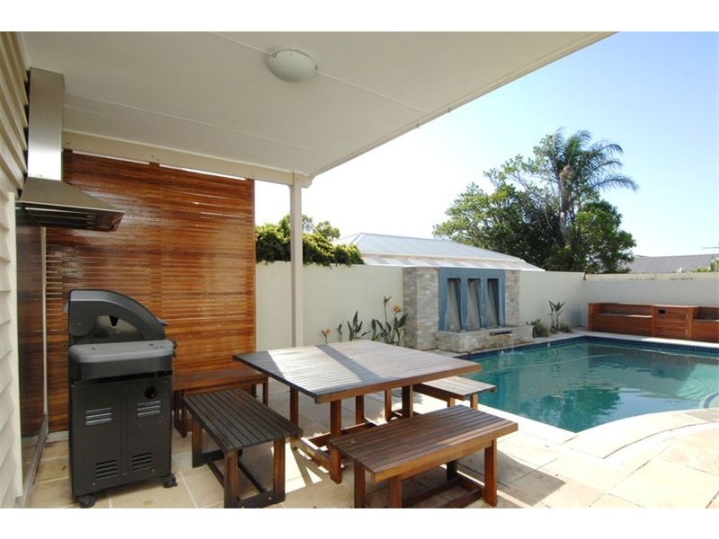 24 Abbott Street, Ascot QLD 4007