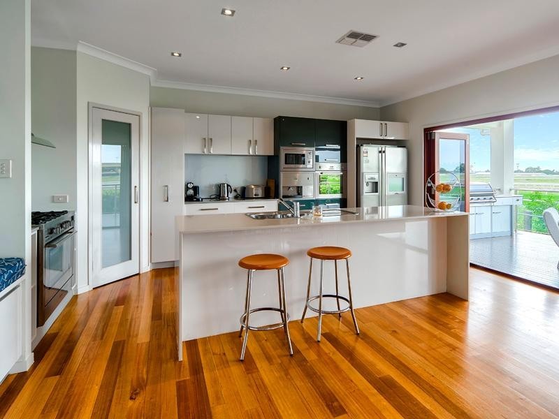 110 Mein Street, Hendra QLD 4011