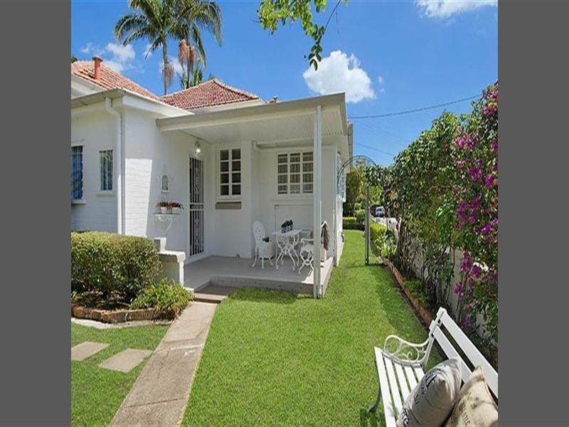 112 Nelson Street, Wooloowin QLD 4030