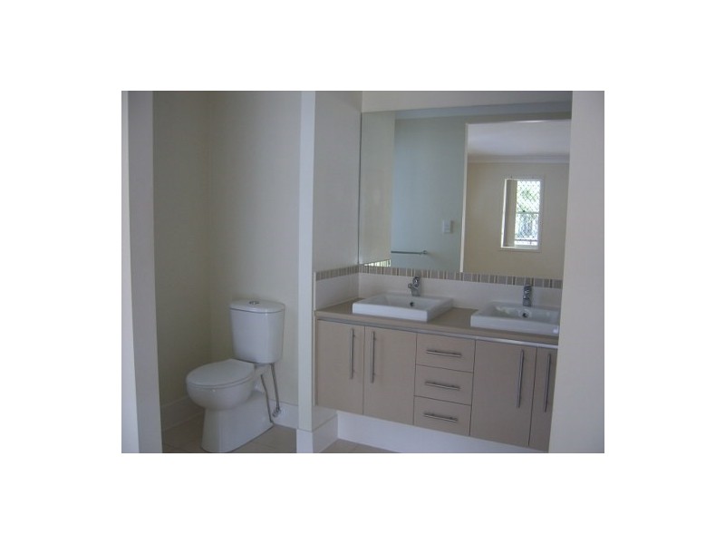 94 Jackson Street, Hamilton QLD 4007