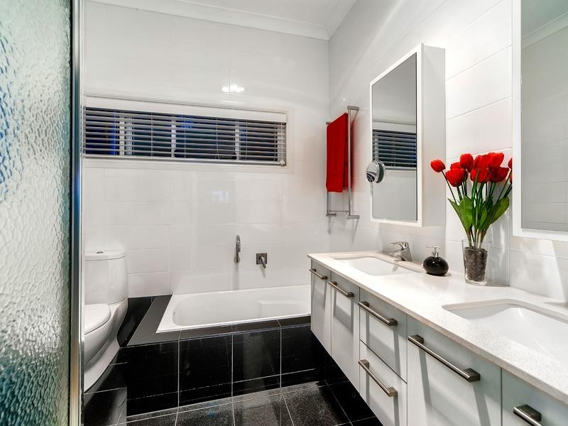 49 Balmain Street, Wooloowin QLD 4030