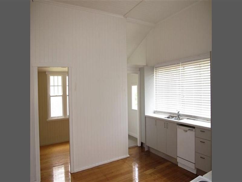 118 Flower Street, Northgate QLD 4013