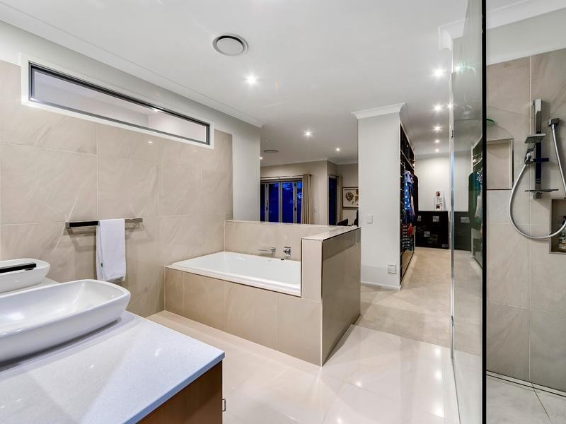 44A Constitution Road, Windsor QLD 4030