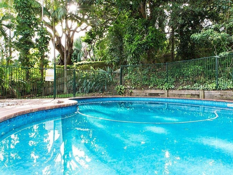 24 Joynt Street, Hamilton QLD 4007