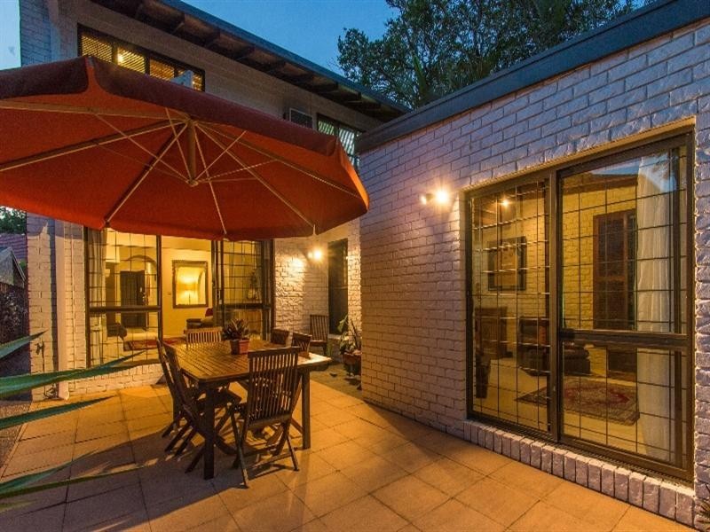 39 Sparkes Avenue, Hamilton QLD 4007