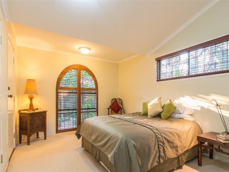 39 Sparkes Avenue, Hamilton QLD 4007