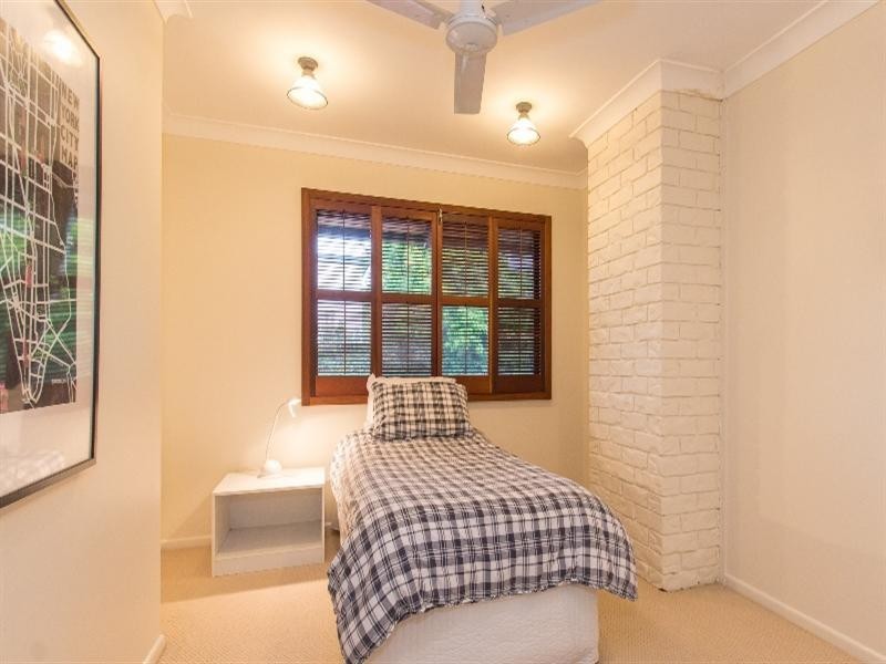 39 Sparkes Avenue, Hamilton QLD 4007