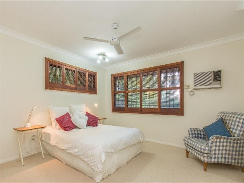39 Sparkes Avenue, Hamilton QLD 4007