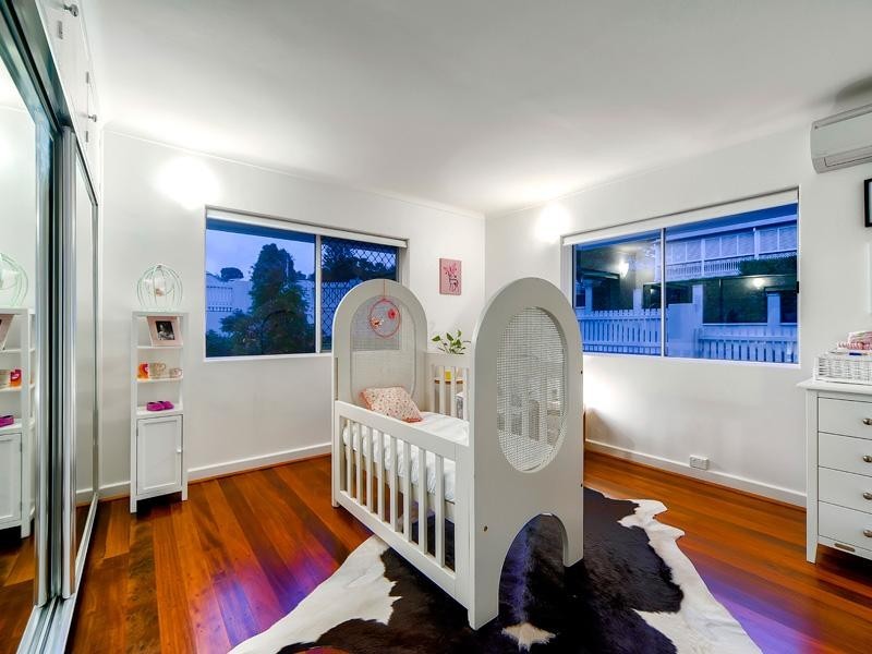 11 Queens Road, Hamilton QLD 4007