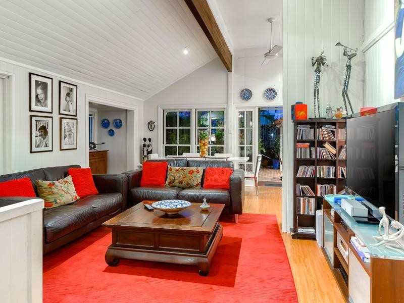 4 Fifth Avenue, Kedron QLD 4031