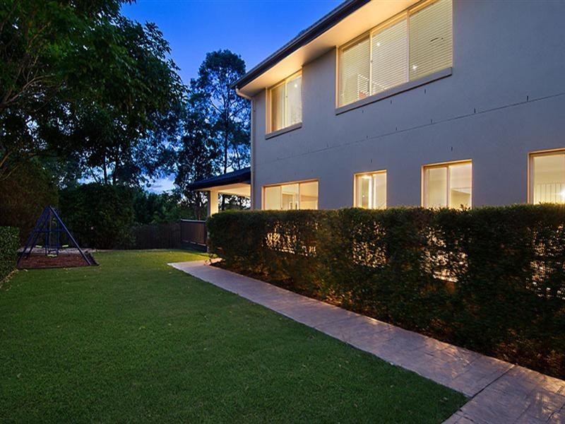 16 Kingfisher Close, Mcdowall QLD 4053