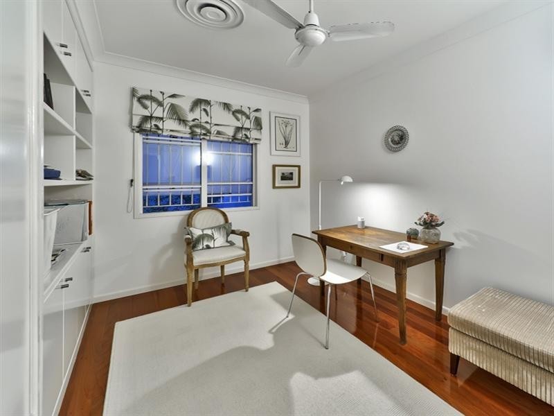 58 Crescent Road, Hamilton QLD 4007