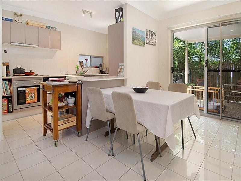 7/9 Windsor Street, Hamilton QLD 4007