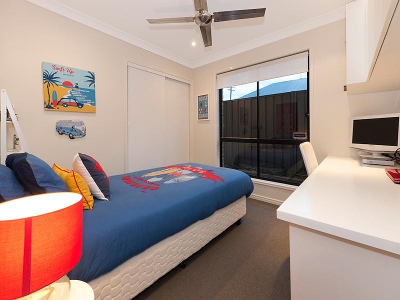 10 Almond Street, Northgate QLD 4013