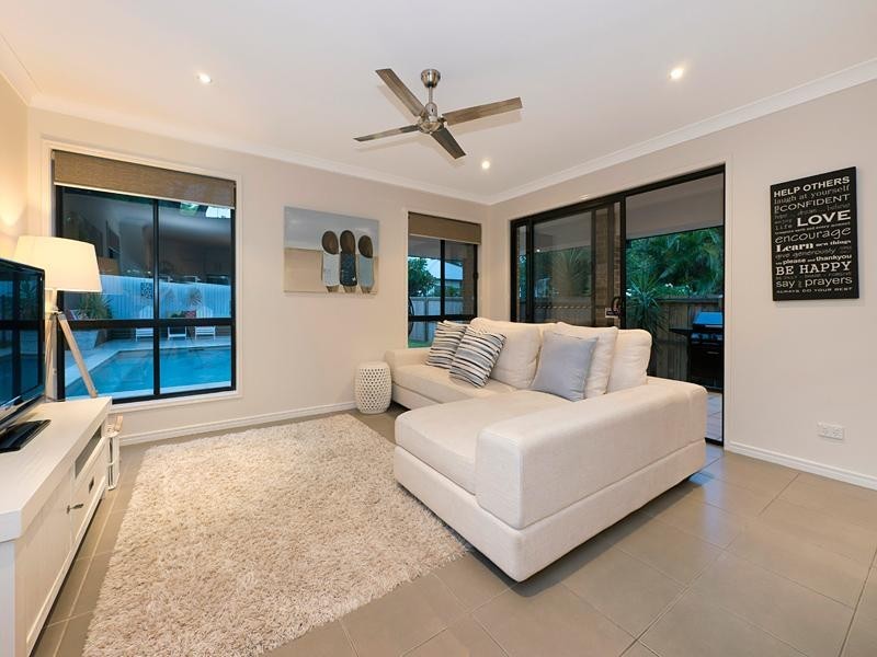 10 Almond Street, Northgate QLD 4013