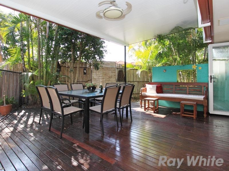 10 Amanda Place, Bridgeman Downs QLD 4035