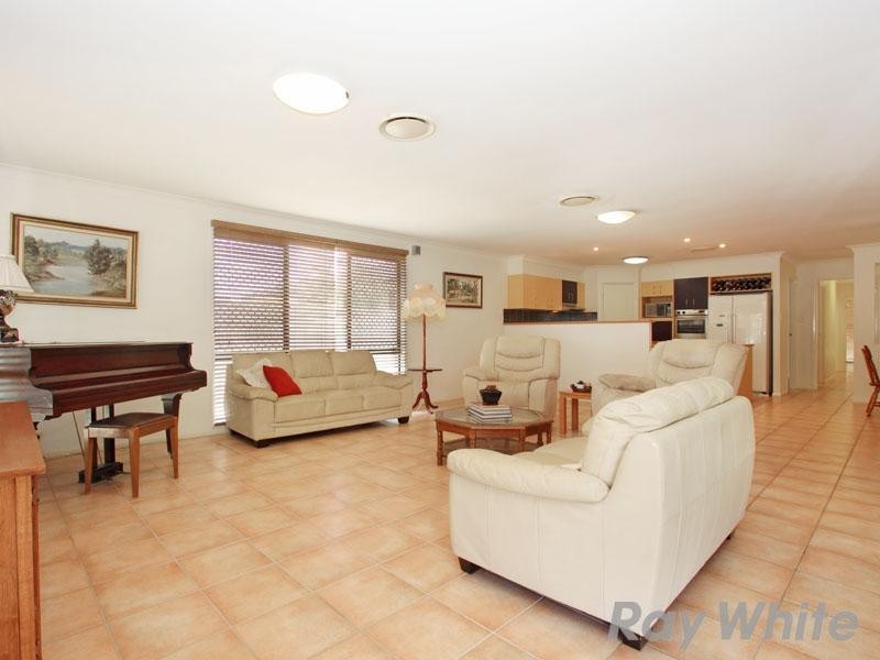 13 Capella Place, Bridgeman Downs QLD 4035