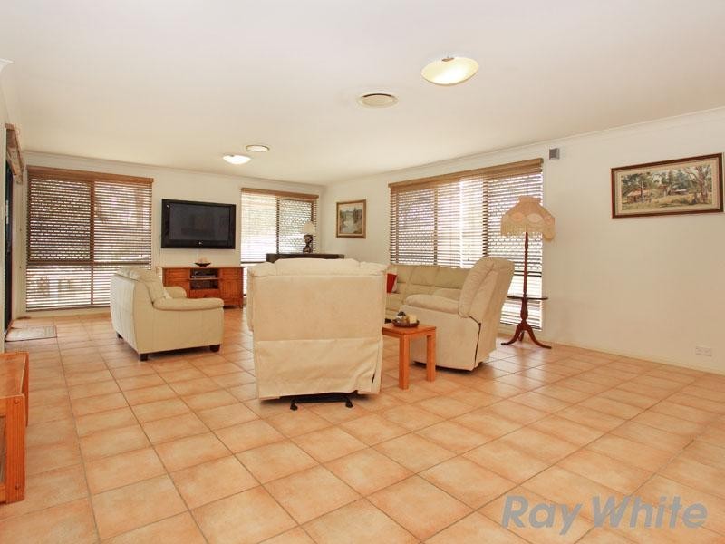 13 Capella Place, Bridgeman Downs QLD 4035