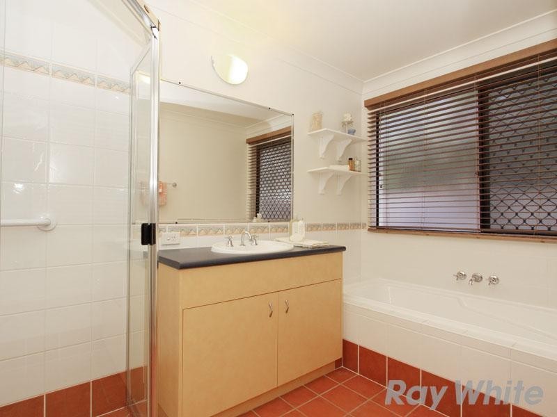 13 Capella Place, Bridgeman Downs QLD 4035