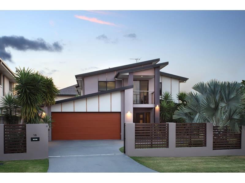 16 Travorten Drive, Bridgeman Downs QLD 4035