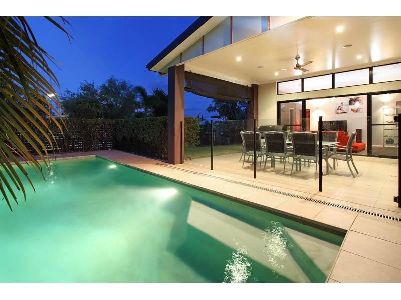 16 Travorten Drive, Bridgeman Downs QLD 4035