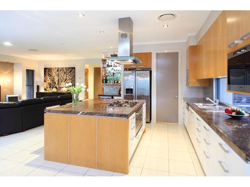 95 Tiverton Place, Bridgeman Downs QLD 4035