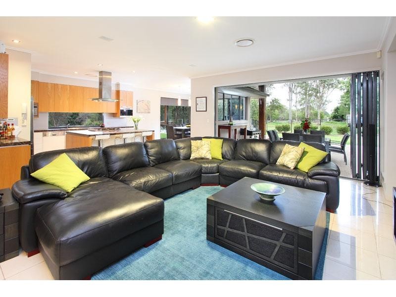 95 Tiverton Place, Bridgeman Downs QLD 4035