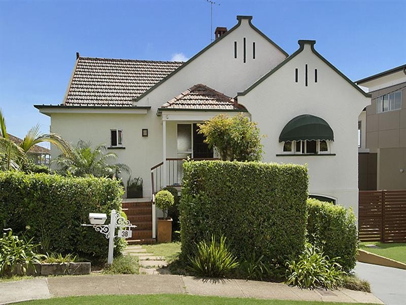 38 Creswick Street, Clayfield QLD 4011