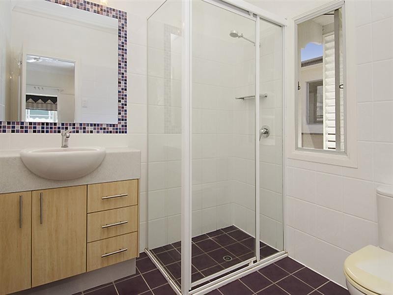 38 Creswick Street, Clayfield QLD 4011