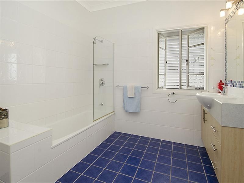 38 Creswick Street, Clayfield QLD 4011