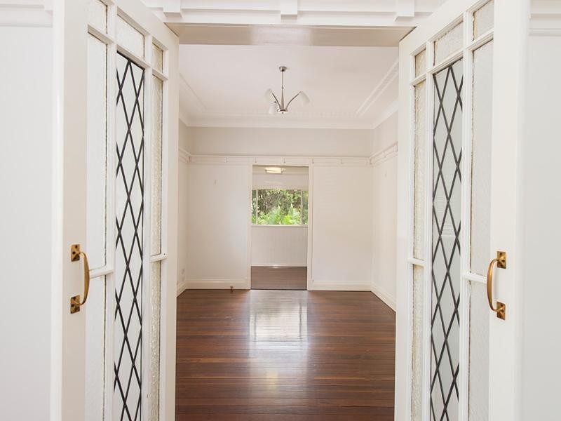 22 Gordon Street, Hendra QLD 4011