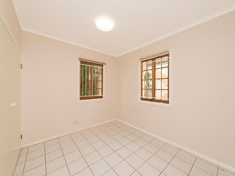 22 Gordon Street, Hendra QLD 4011