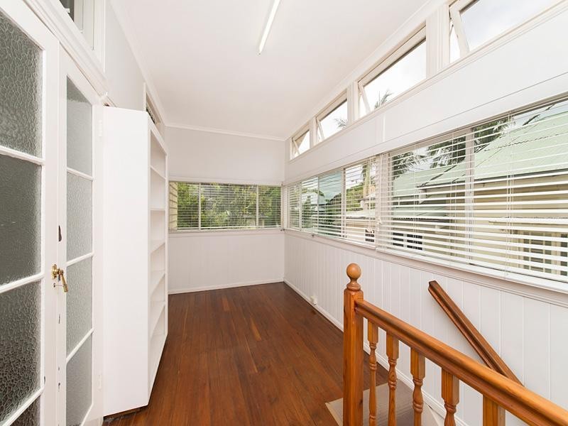 22 Gordon Street, Hendra QLD 4011