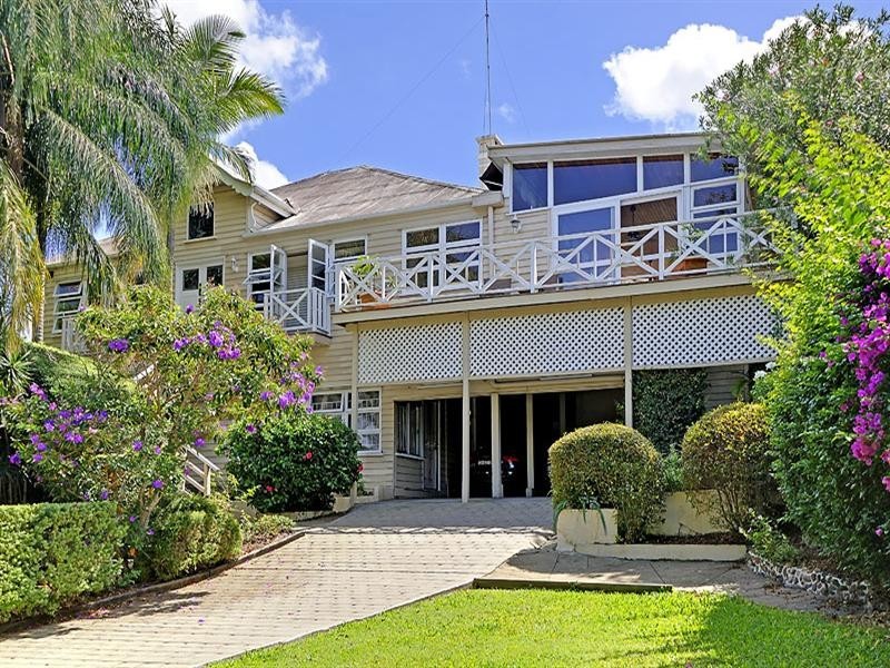 22 Crescent Road, Hamilton QLD 4007