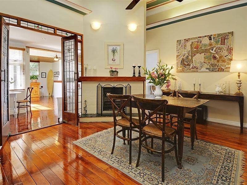 22 Crescent Road, Hamilton QLD 4007