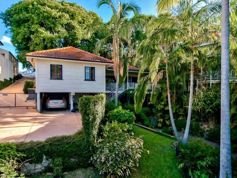 113 Constitution Road, Windsor QLD 4030