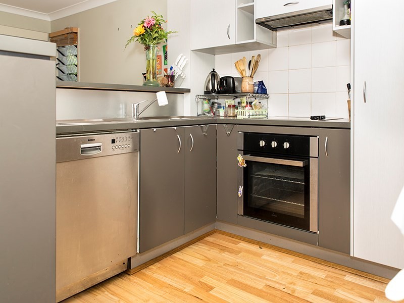 23 Blake Street, Wooloowin QLD 4030