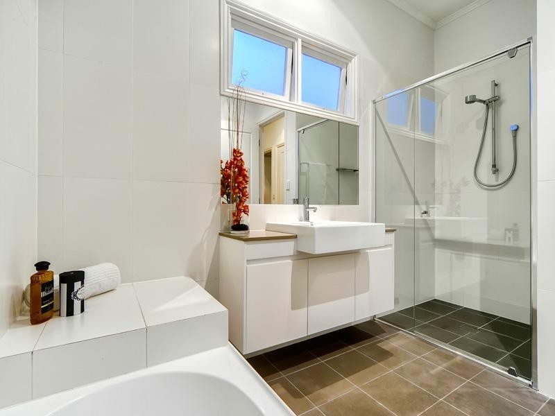 53 Cramond Street, Wilston QLD 4051