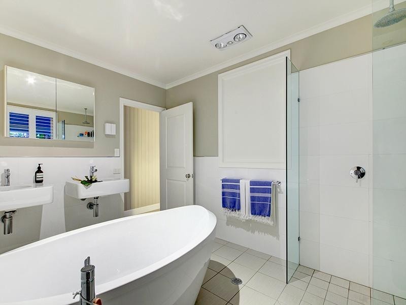 33 Duke Street, Ascot QLD 4007