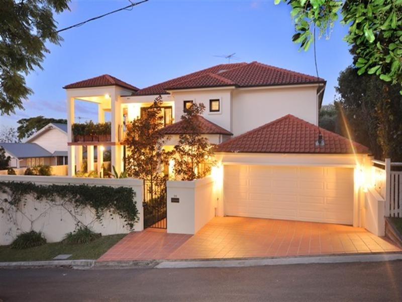 18 Beaufort Lane, Clayfield QLD 4011