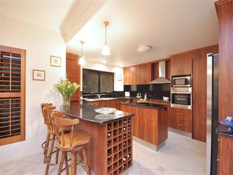 18 Beaufort Lane, Clayfield QLD 4011