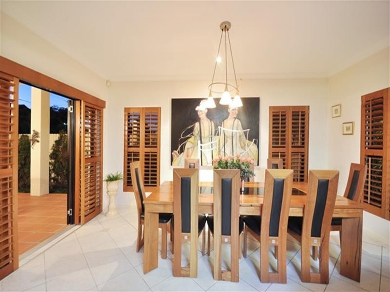 18 Beaufort Lane, Clayfield QLD 4011