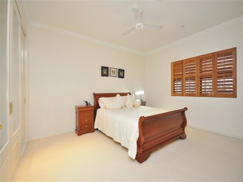 18 Beaufort Lane, Clayfield QLD 4011