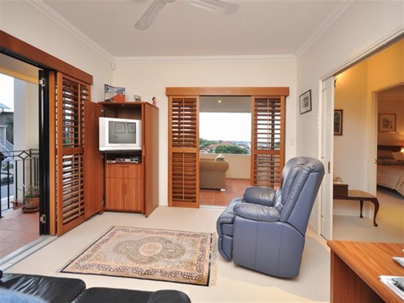 18 Beaufort Lane, Clayfield QLD 4011