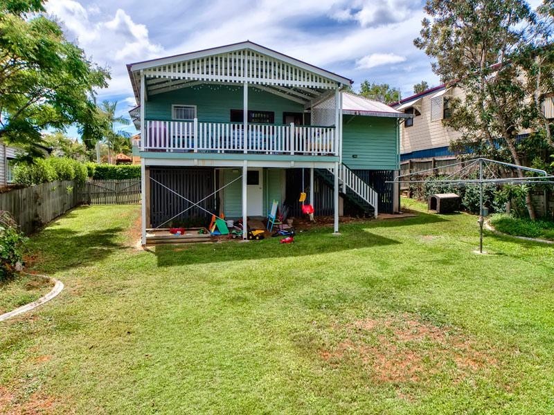 10 Edith Street, Alderley QLD 4051