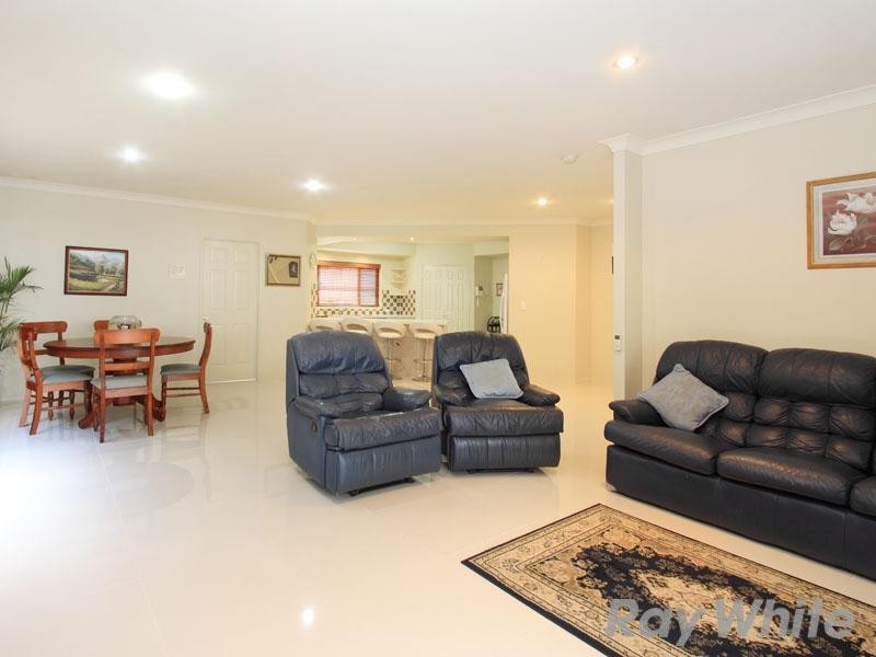 9 Sonienda Place, Bridgeman Downs QLD 4035