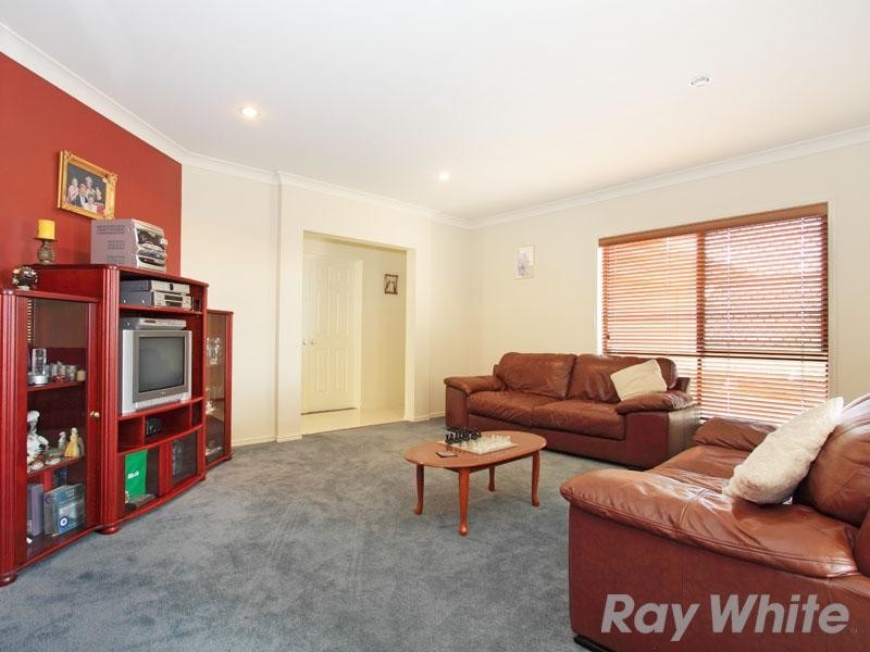 9 Sonienda Place, Bridgeman Downs QLD 4035