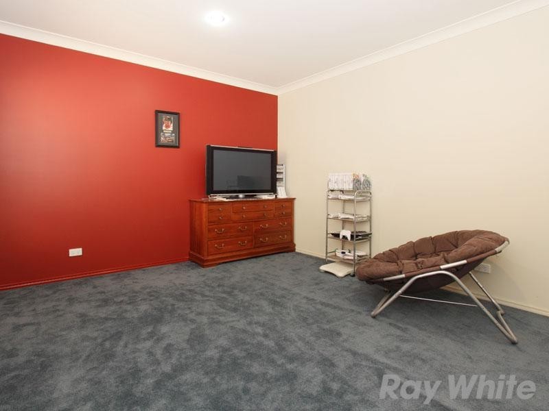 9 Sonienda Place, Bridgeman Downs QLD 4035