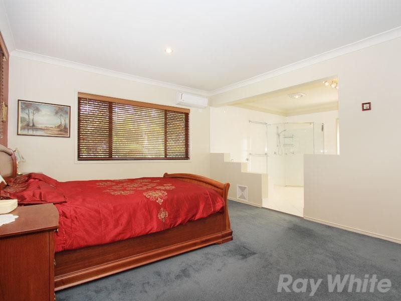 9 Sonienda Place, Bridgeman Downs QLD 4035